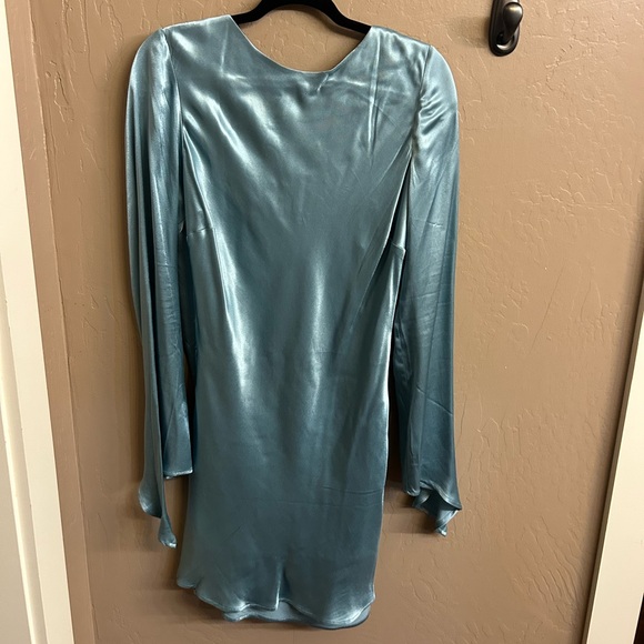 Meshki Davina Satin Long Sleeve Mini Dress - Powder Blue - Picture 3 of 8